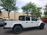 Used 2023 Jeep Gladiator Sport image 3