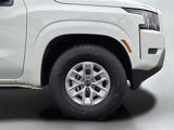 Used 2024 Nissan Frontier SV image 6