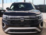 New 2025 Volkswagen Atlas Peak Edition SE image 2