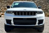 Used 2023 Jeep Grand Cherokee L Laredo image 3