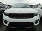 Used 2025 Jeep Grand Cherokee Altitude image 2