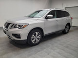 Used 2020 Nissan Pathfinder S image 2
