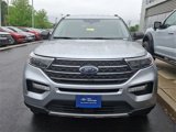 Certified 2022 Ford Explorer XLT w/ Equipment Group 202A image 3