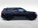 New 2025 Volkswagen Atlas Peak Edition SE image 2