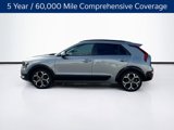 Used 2023 Kia Niro EX Touring image 4