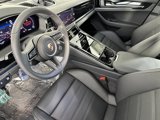Used 2025 Porsche Panamera image 4