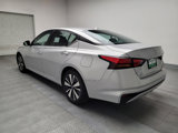 Used 2022 Nissan Altima 2.5 SV image 5