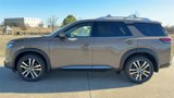 New 2025 Nissan Pathfinder Platinum w/ Lighting Package (N92) image 5