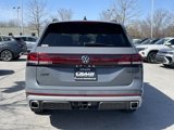 New 2025 Volkswagen Atlas Peak Edition SE image 6