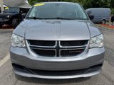 Used 2019 Dodge Grand Caravan SE image 2