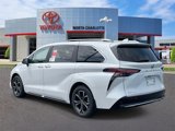 New 2025 Toyota Sienna Platinum image 6