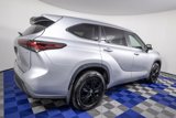 Used 2024 Toyota Highlander XLE image 5