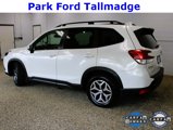 Used 2022 Subaru Forester Premium image 2
