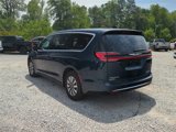 New 2025 Chrysler Pacifica Select image 5
