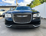 Used 2018 Chrysler 300 Touring w/ Chrome Appearance Package image 3
