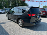 Used 2019 Chrysler Pacifica Limited image 3