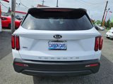 Used 2021 Kia Sorento LX image 4