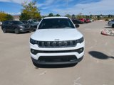 Used 2024 Jeep Compass Latitude image 2