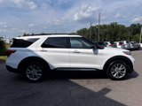 Used 2020 Ford Explorer XLT w/ Equipment Group 202A image 4