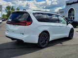 New 2026 Chrysler Pacifica Limited w/ S Appearance Package image 3