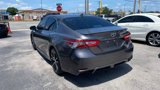 Used 2019 Toyota Camry SE image 6