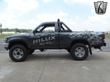 Used 1990 Toyota Pickup Deluxe image 4