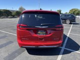 New 2025 Chrysler Pacifica Select image 4