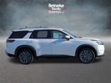 New 2025 Nissan Pathfinder SL w/ SL Premium Package image 4