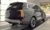 Used 2024 Kia Telluride EX w/ EX Captain's Chair Package image 4