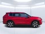 New 2025 Mitsubishi Outlander SE image 2