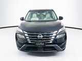 Used 2025 Nissan Rogue SV image 2