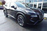 Used 2024 Nissan Rogue SV image 2