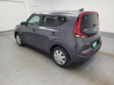 Used 2022 Kia Soul LX image 3