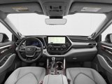 New 2025 Toyota Highlander Limited image 5