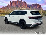 New 2025 Volkswagen Atlas Peak Edition SE image 4