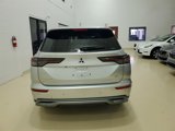 New 2025 Mitsubishi Outlander SE image 4