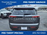 New 2025 Nissan Pathfinder S image 4
