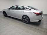 Used 2023 Nissan Altima 2.5 SR image 3
