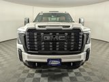 New 2025 GMC Sierra 3500 Denali Ultimate image 2