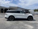New 2025 Lincoln Aviator Reserve w/ Luxury Package image 3