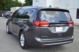Used 2018 Chrysler Pacifica Touring-L w/ Tire & Wheel Group image 4
