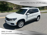 Used 2015 Volkswagen Tiguan SE image 2