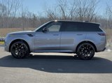 New 2025 Land Rover Range Rover Sport Dynamic SE image 2