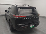 Used 2023 Nissan Pathfinder SV image 5
