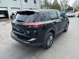Used 2024 Nissan Rogue S image 3