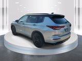 New 2025 Mitsubishi Outlander SEL image 3