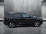 Used 2023 Nissan Rogue Platinum image 4