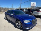 Used 2021 Chrysler 300 Touring w/ Chrome Appearance Package image 2