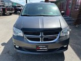 Used 2017 Dodge Grand Caravan SXT image 3