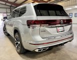 Used 2024 Volkswagen Atlas SEL Premium R-Line image 5